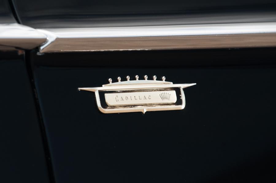  Cadillac Series 62 Hardtop Coupe 1958 года  (фото 16 из 19)